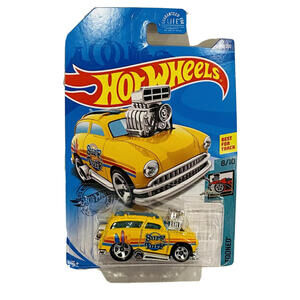 2020 Hot Wheels Car #83 Tooned 8/10 SURF 'N TURF Yellow w/Chrome 5 Spoke Wheels
